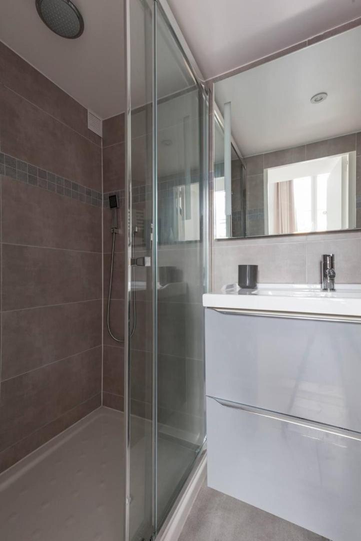 Appartement Center - Stylish Apt In Le Marais, 4pax Parijs